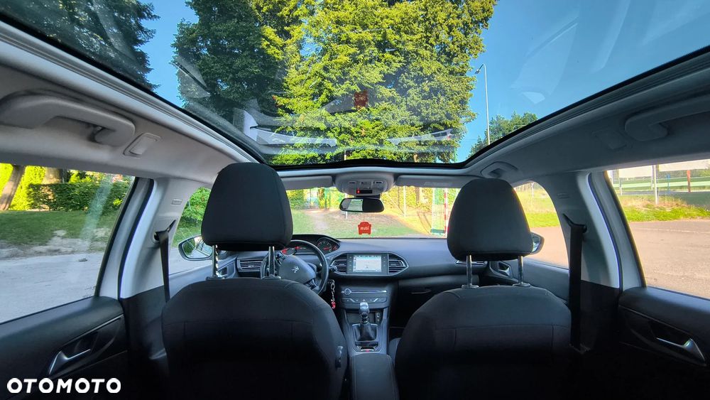 Peugeot 308 2.0 Blue HDi Allure S&S - 21