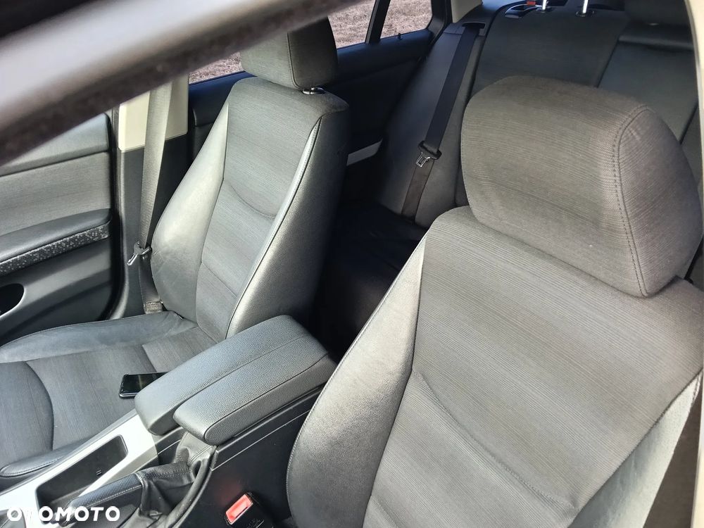 BMW Seria 3 320i - 21