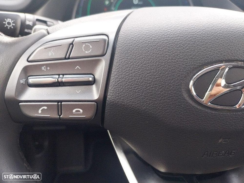 Hyundai Ioniq 1.6 GDI PHEV - 13