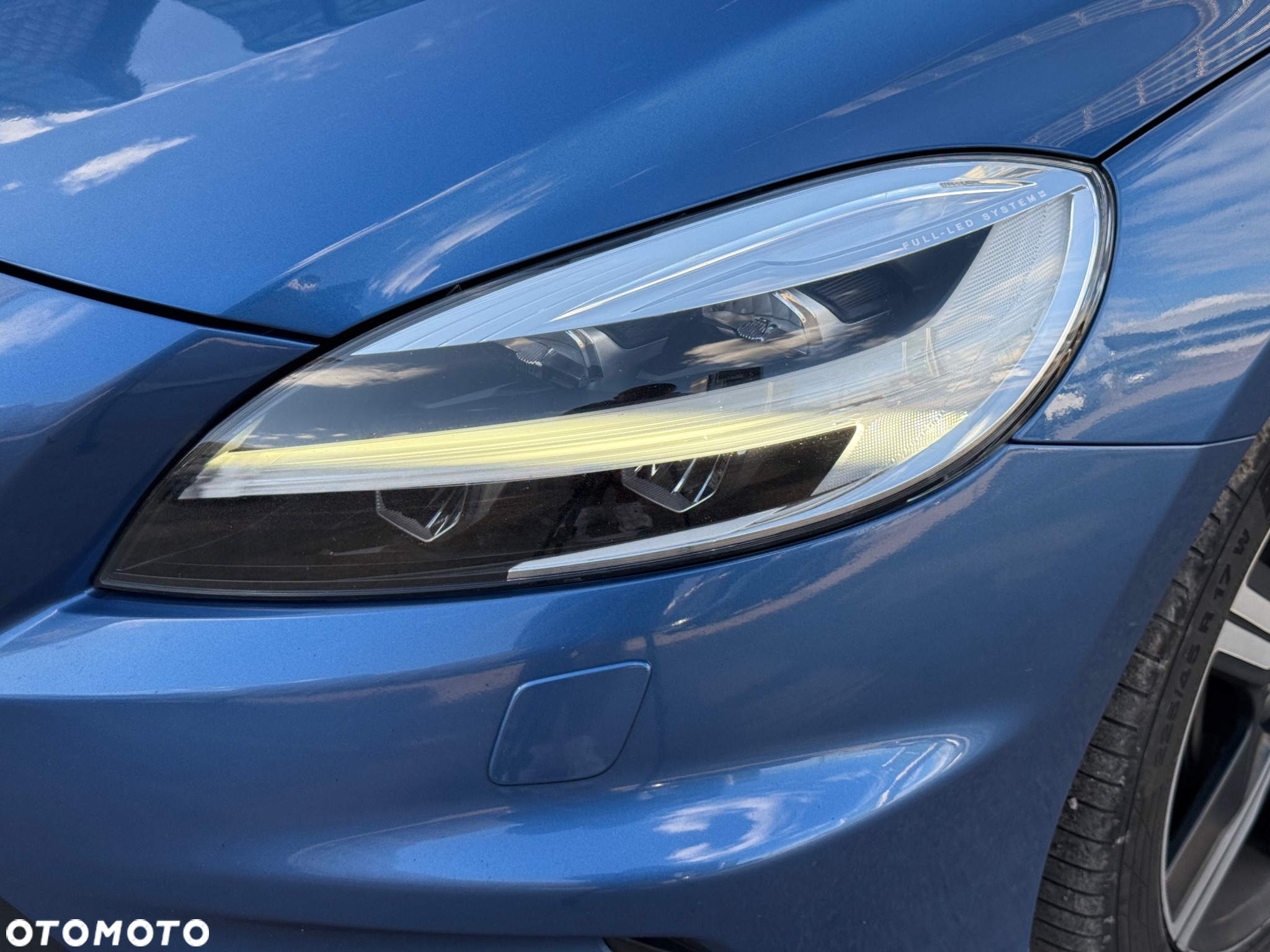 Volvo V40 T4 Drive-E R-Design Momentum - 23