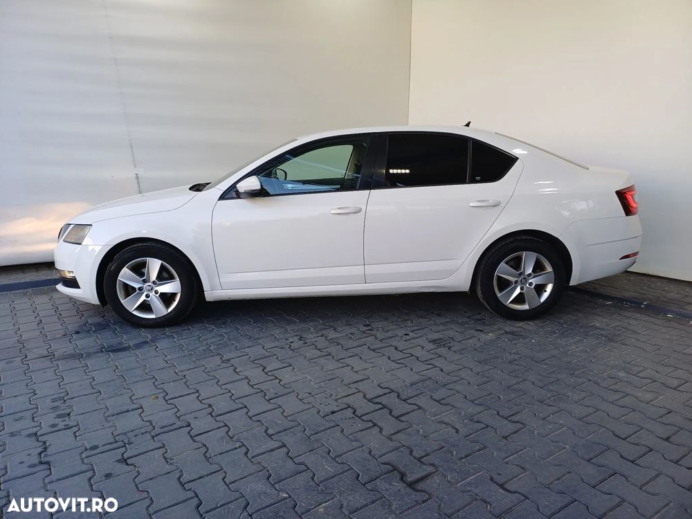Skoda Octavia 1.6 TDI Ambition - 2