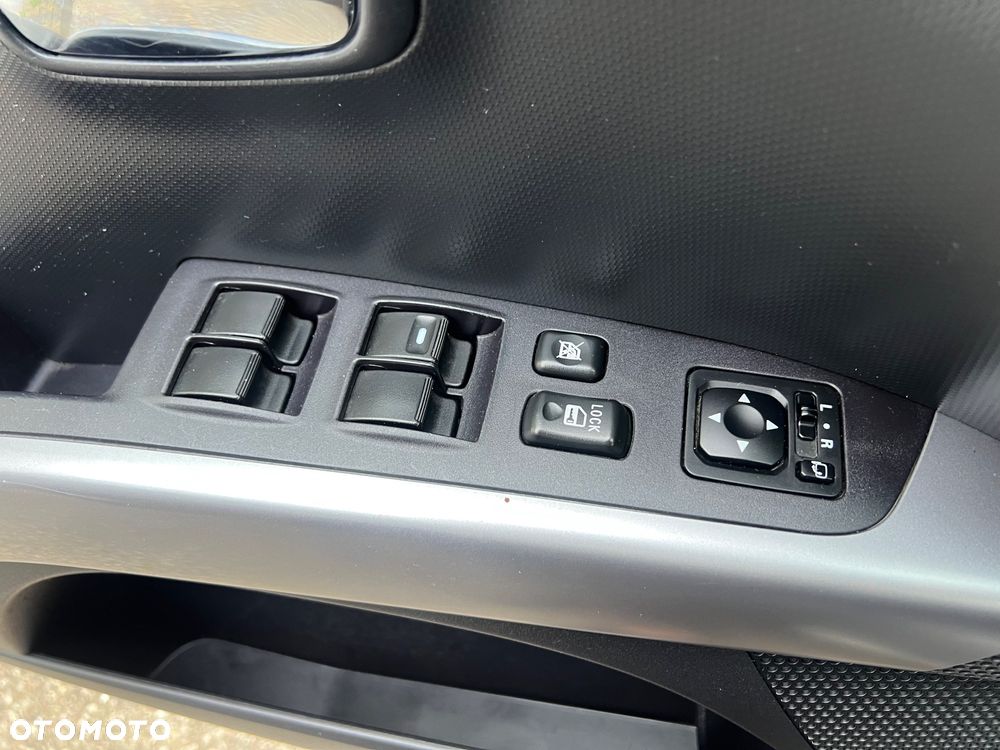Mitsubishi Outlander 2.0 DI-D 4WD Intense - 34
