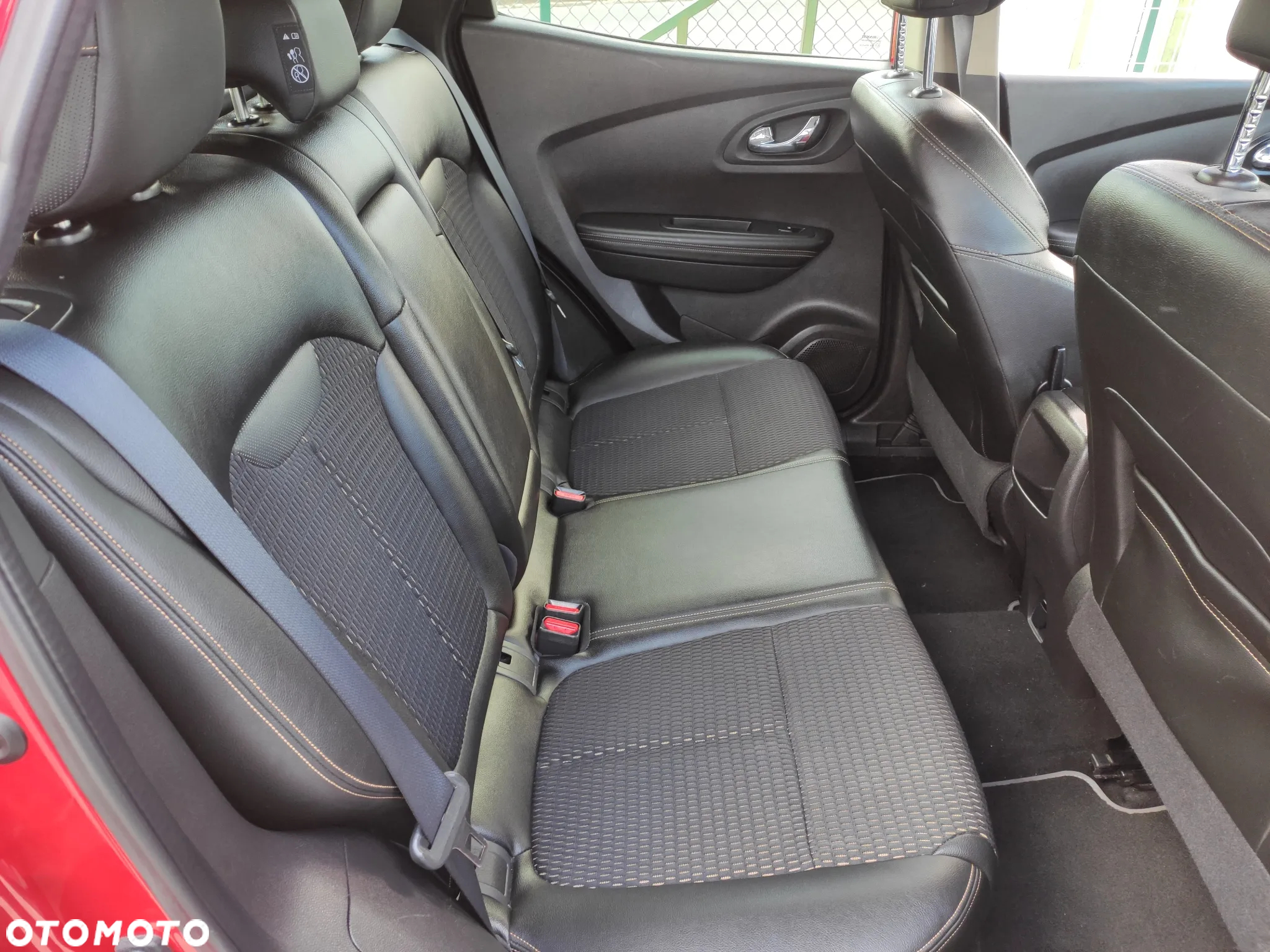 Nissan Qashqai 1.6 DCi N-Connecta EU6 - 11