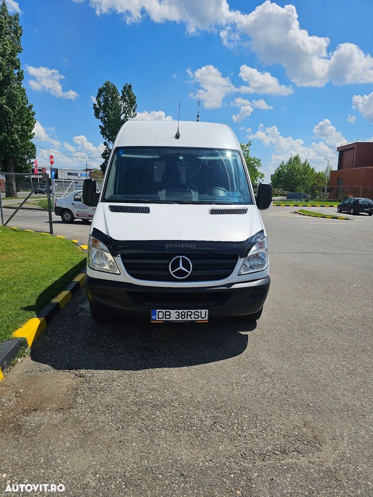 Mercedes-Benz Sprinter - 1