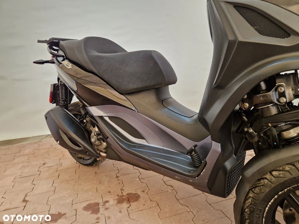Piaggio MP-3 - 19