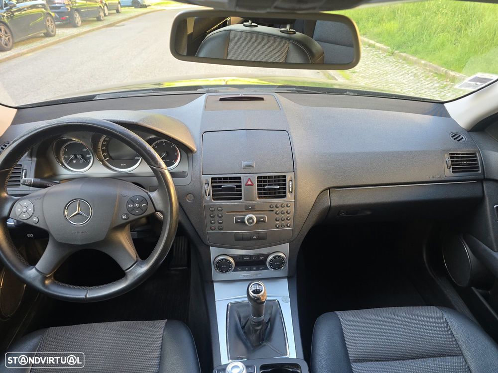 Mercedes-Benz C 250 CDi Avantgarde BlueEfficiency - 12