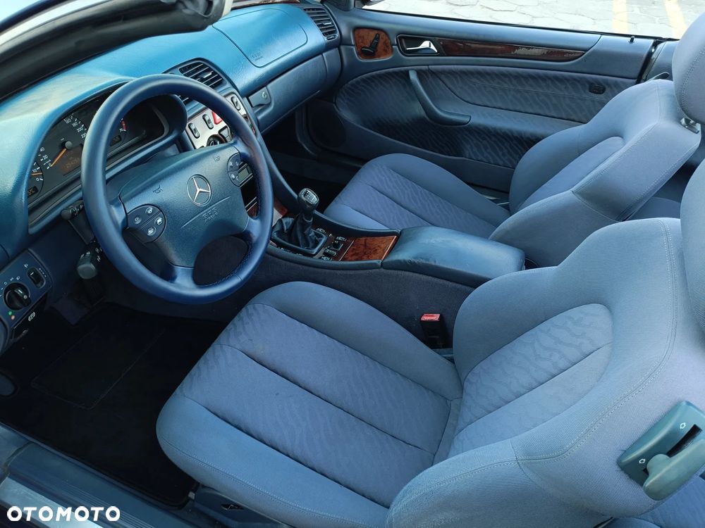 Mercedes-Benz CLK 200 - 7