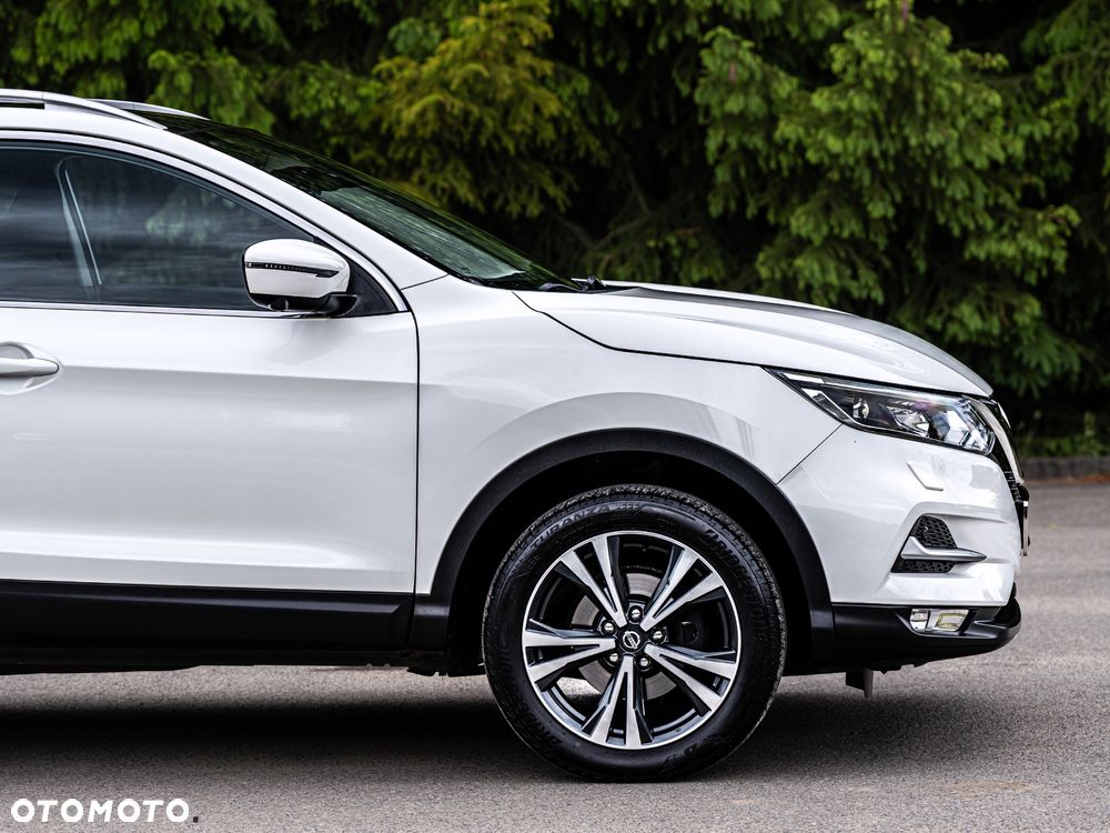 Nissan Qashqai 1.6 DIG-T N-Connecta - 11