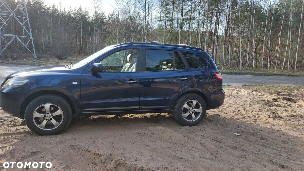 Hyundai Santa Fe - 3