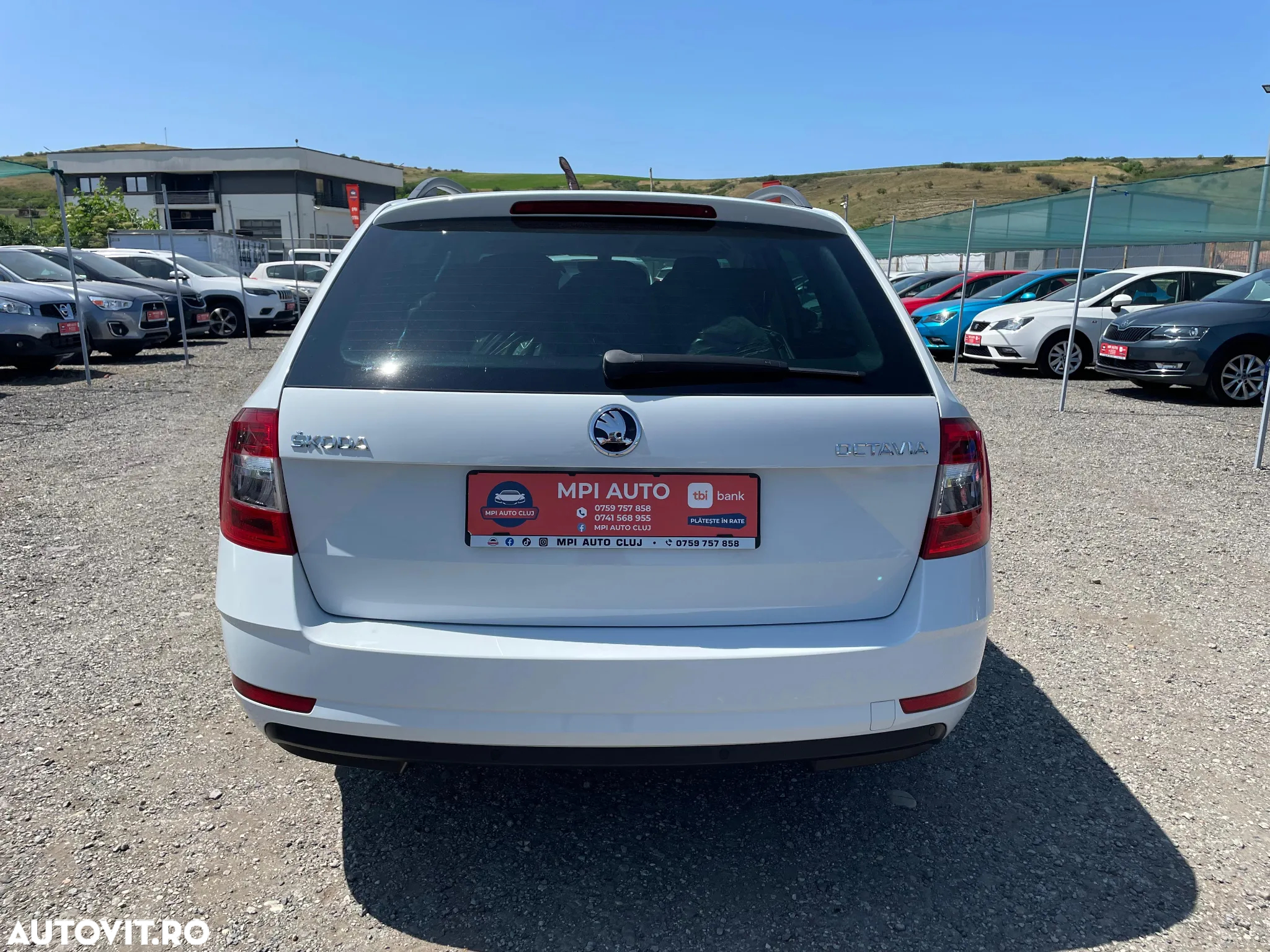 Skoda Octavia Combi Diesel 1.6 TDI Style - 9
