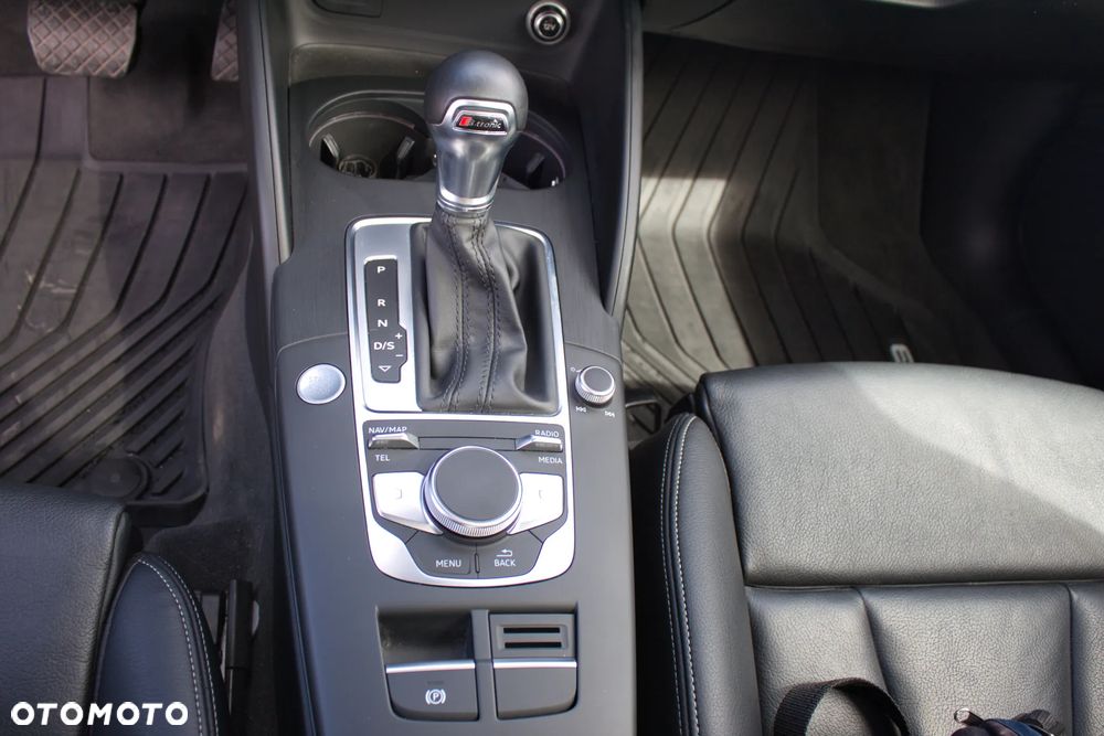 Audi A3 Limousine TFSI quattro 150 kW S tronic S line - 17