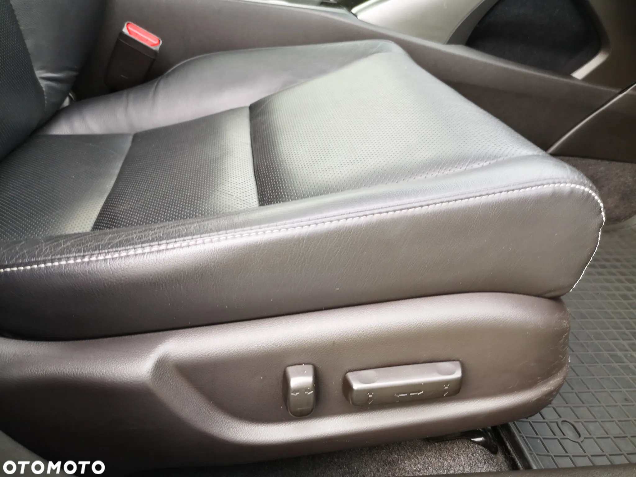 Honda Accord 2.4 Executive - 21