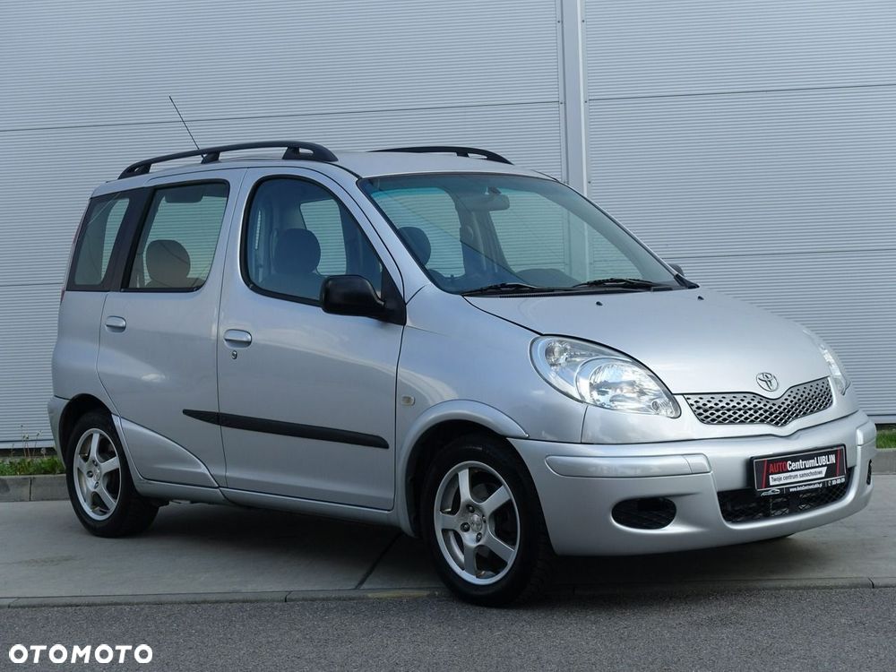 Toyota Yaris Verso - 6