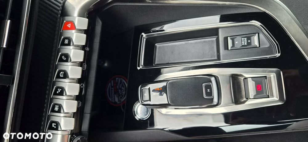 Peugeot 3008 1.5 BlueHDi Active S&S EAT8 - 9