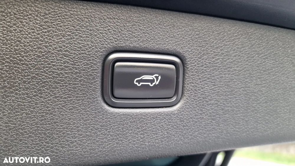Hyundai Tucson 2.0 CRDI 4WD Automatik Premium - 14