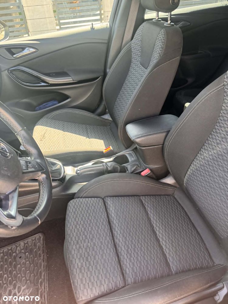 Opel Astra 1.6 CDTI Dynamic S&S - 4