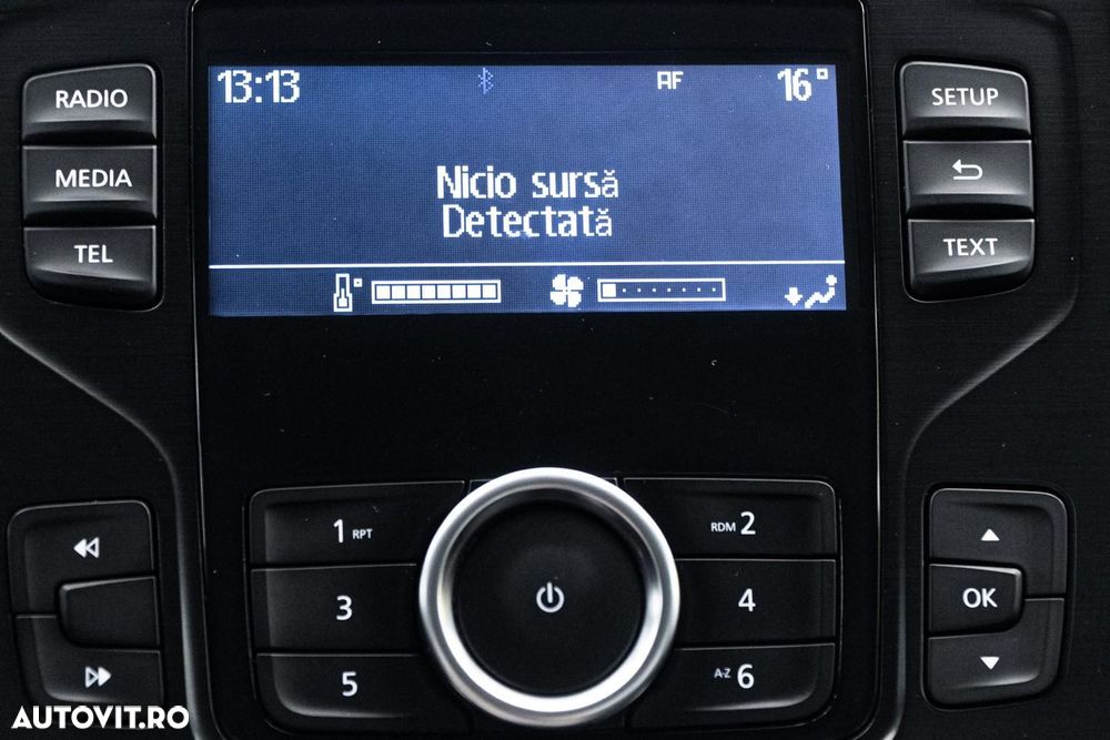 Renault Megane TCe 140 GPF ZEN - 32