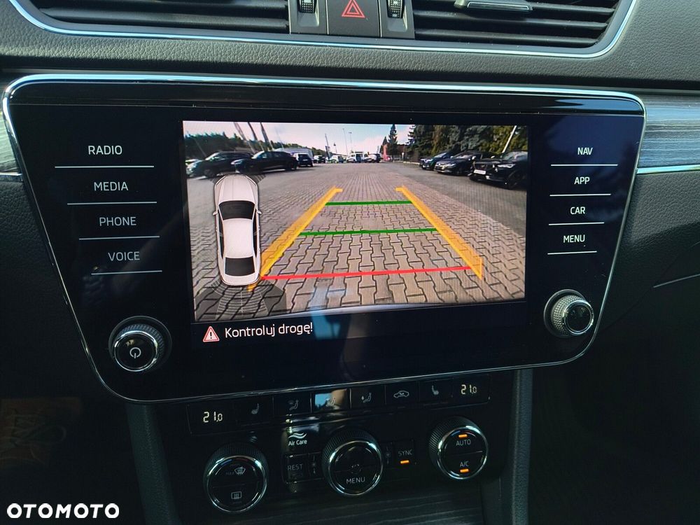 Skoda Superb 2.0 TSI Style DSG - 26