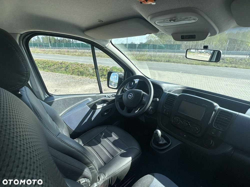 Opel Vivaro - 15