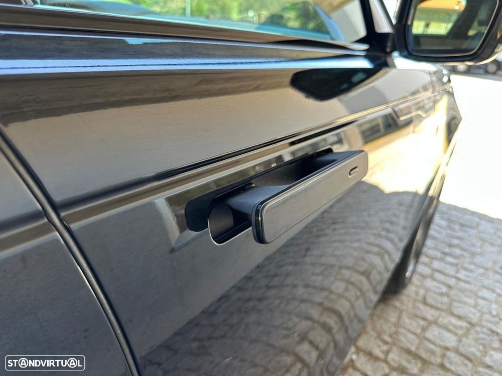 Land Rover Range Rover Velar 2.0 D R-Dynamic - 45