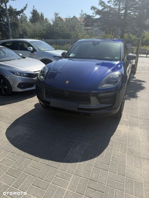 Porsche Macan T - 1