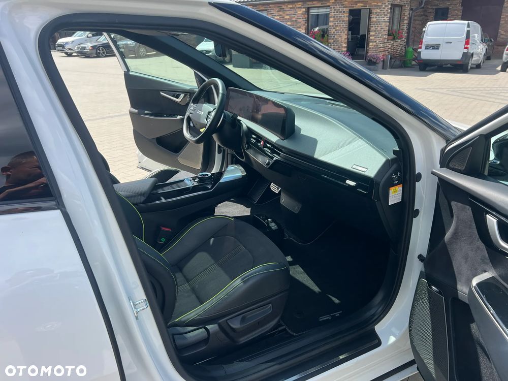 Kia EV6 77.4kWh GT AWD - 18