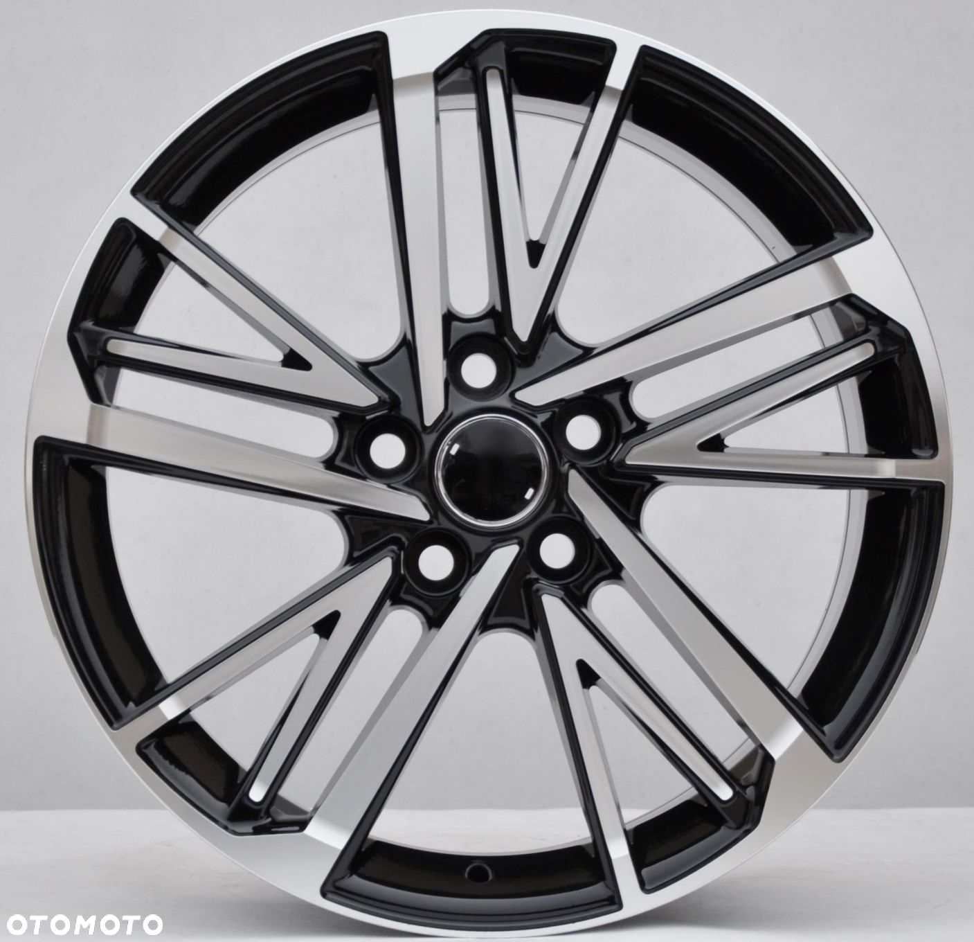 FBX255 NOWE FELGI 17 5x114,3 TOYOTA RAV4 AVENSIS CHR COROLLA HYBRID - 2