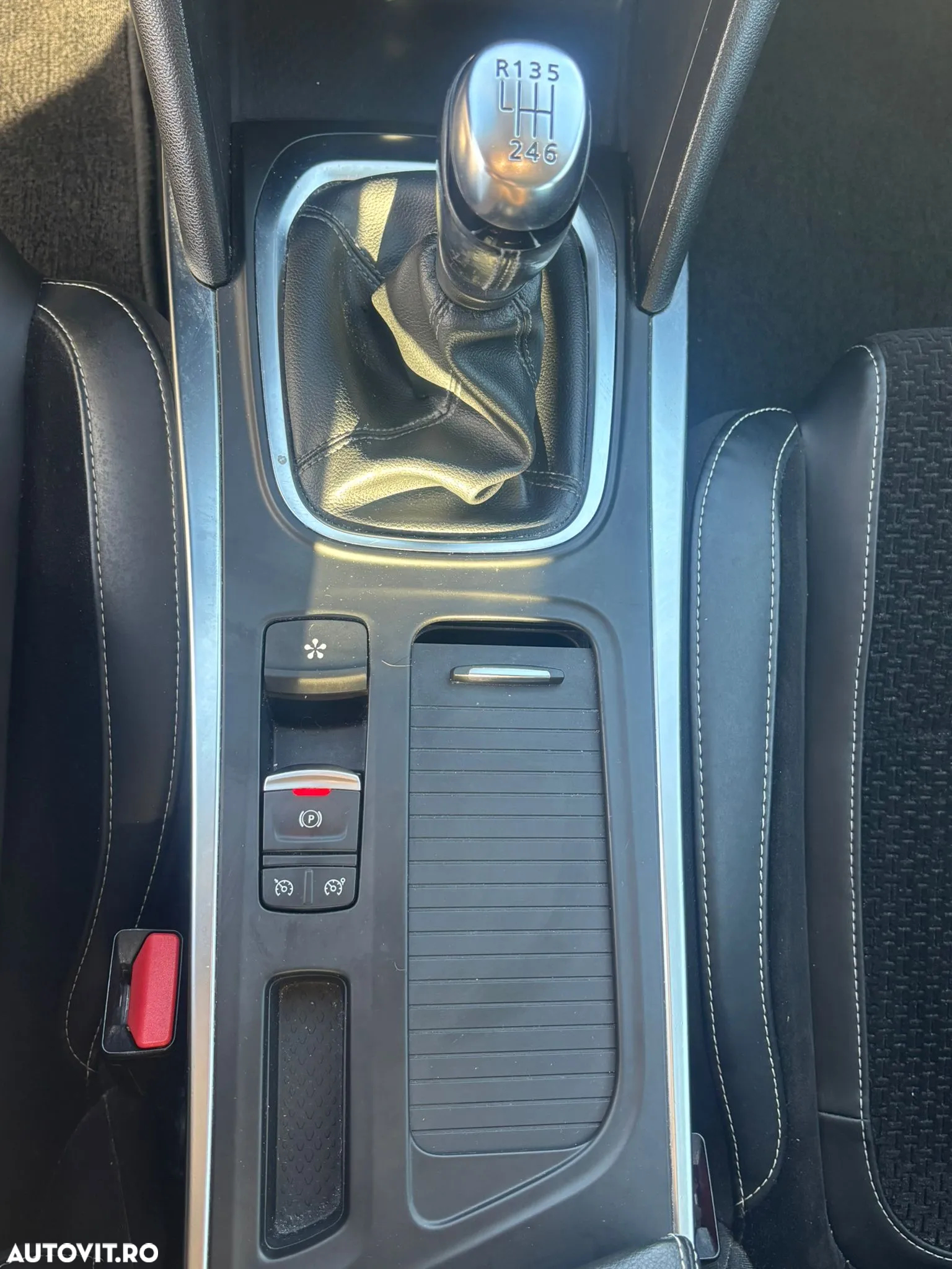 Renault Megane Estate 1.5 dCI Intens - 14
