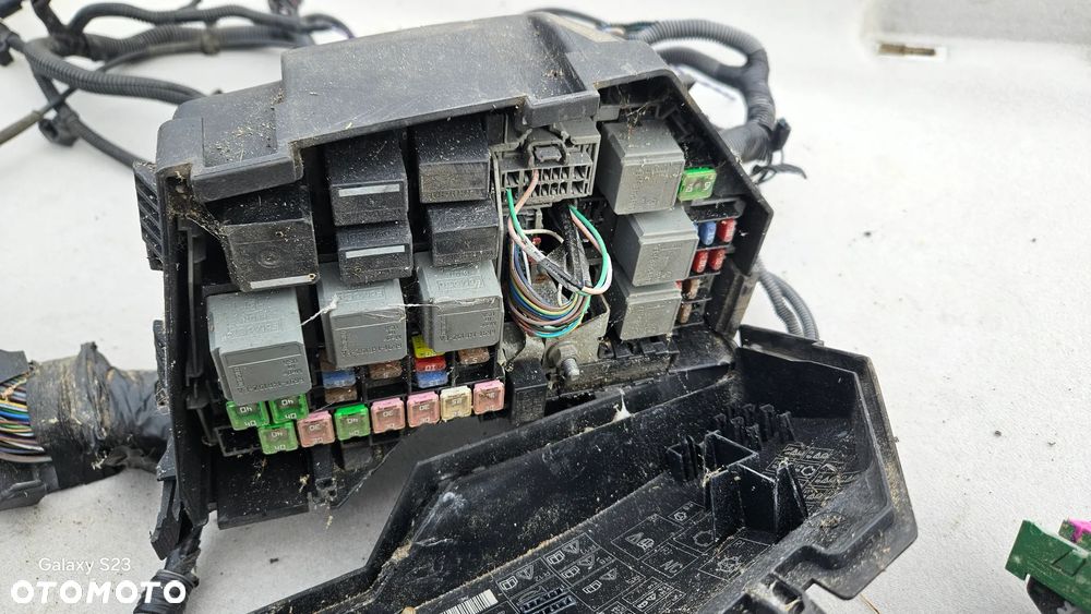 Wiązka instalacja komory silnika skrzynka bezpieczników Ford Mondeo Mk4 2,0 TDCI 103kW 140KM 6G9T-14K733-CXK - 5