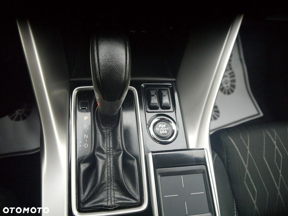 Mitsubishi Eclipse Cross 1.5 T Intense - 22