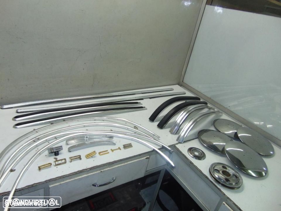 Porsche 911, 912 ou 356 várias pequenas peças - 1
