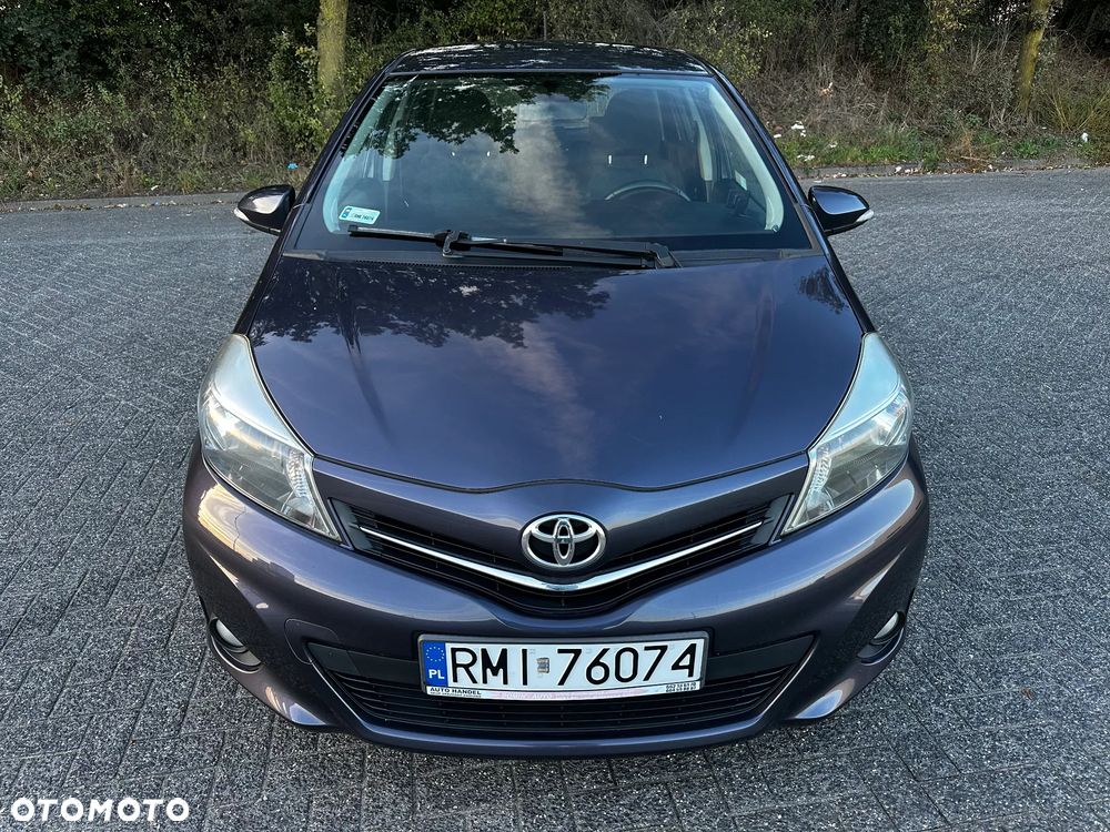 Toyota Yaris - 16