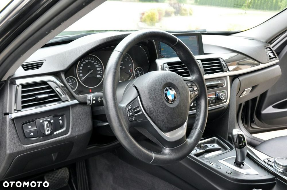 BMW Seria 3 - 22