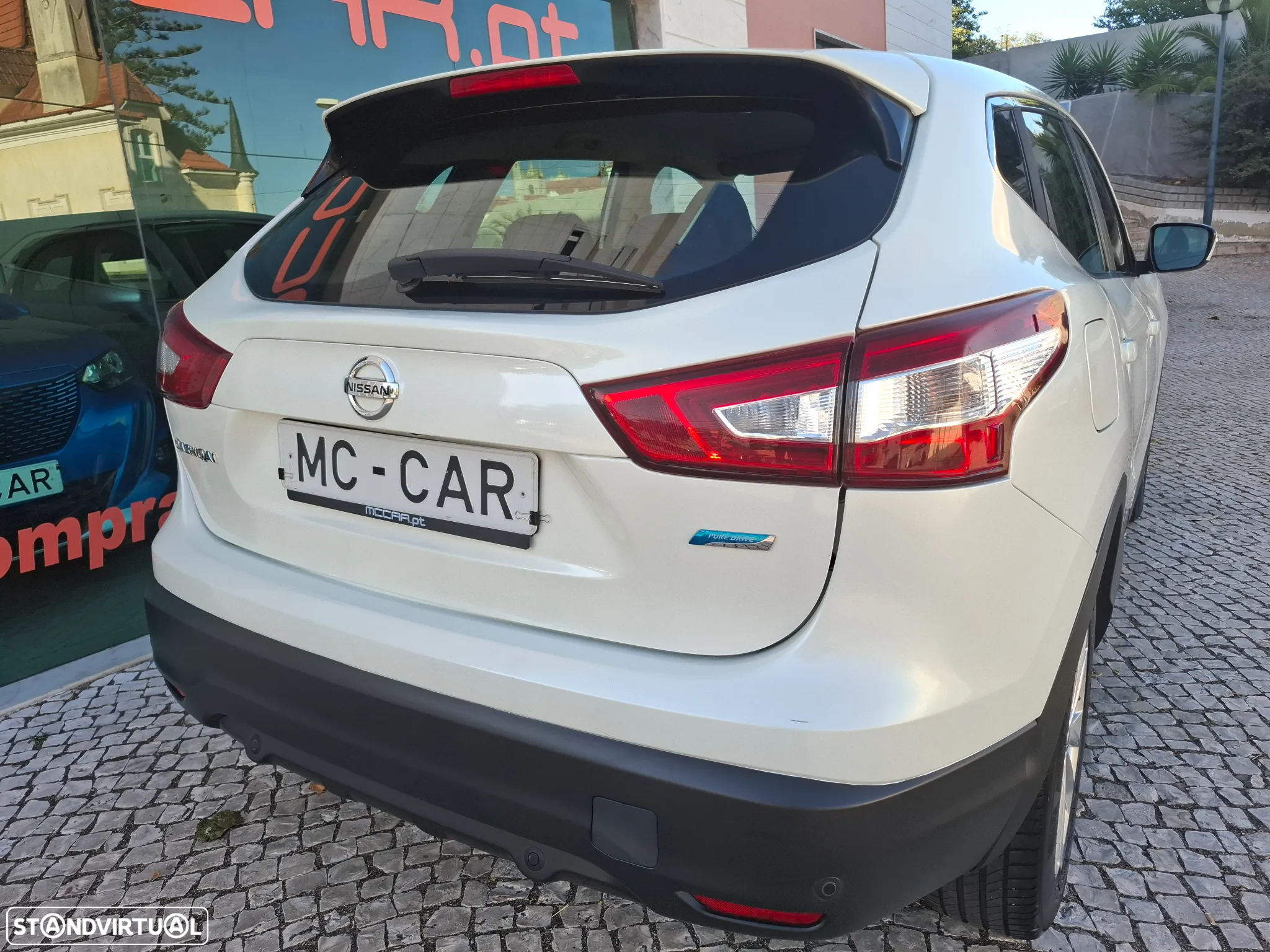Nissan Qashqai 1.5 dCi N-Connecta - 46