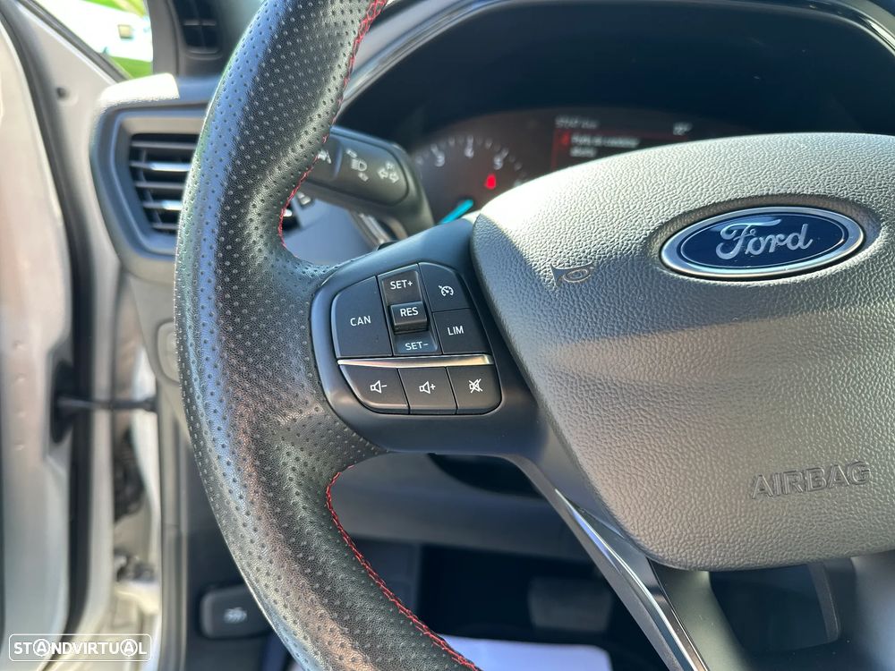 Ford Focus 1.0 EcoBoost MHEV ST-Line Aut. - 18