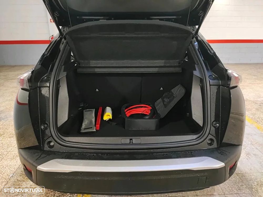 Peugeot e-2008 50 kWh Active Pack - 11