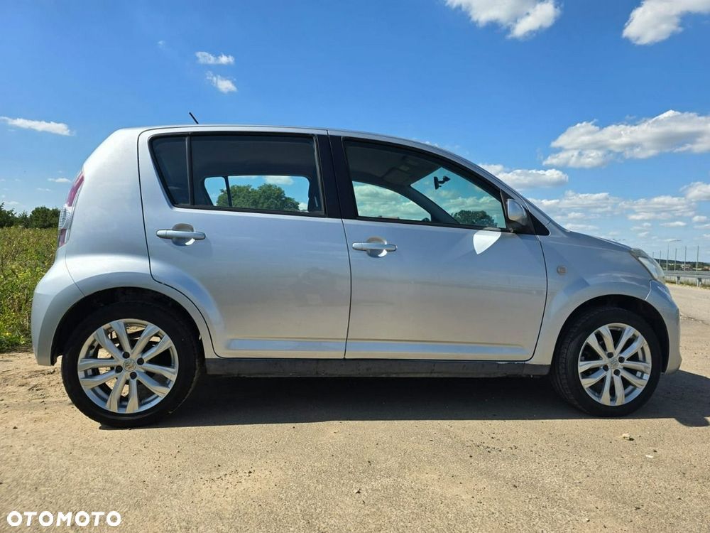Subaru Justy - 17