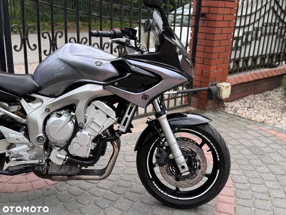 Yamaha FZ6 - 10