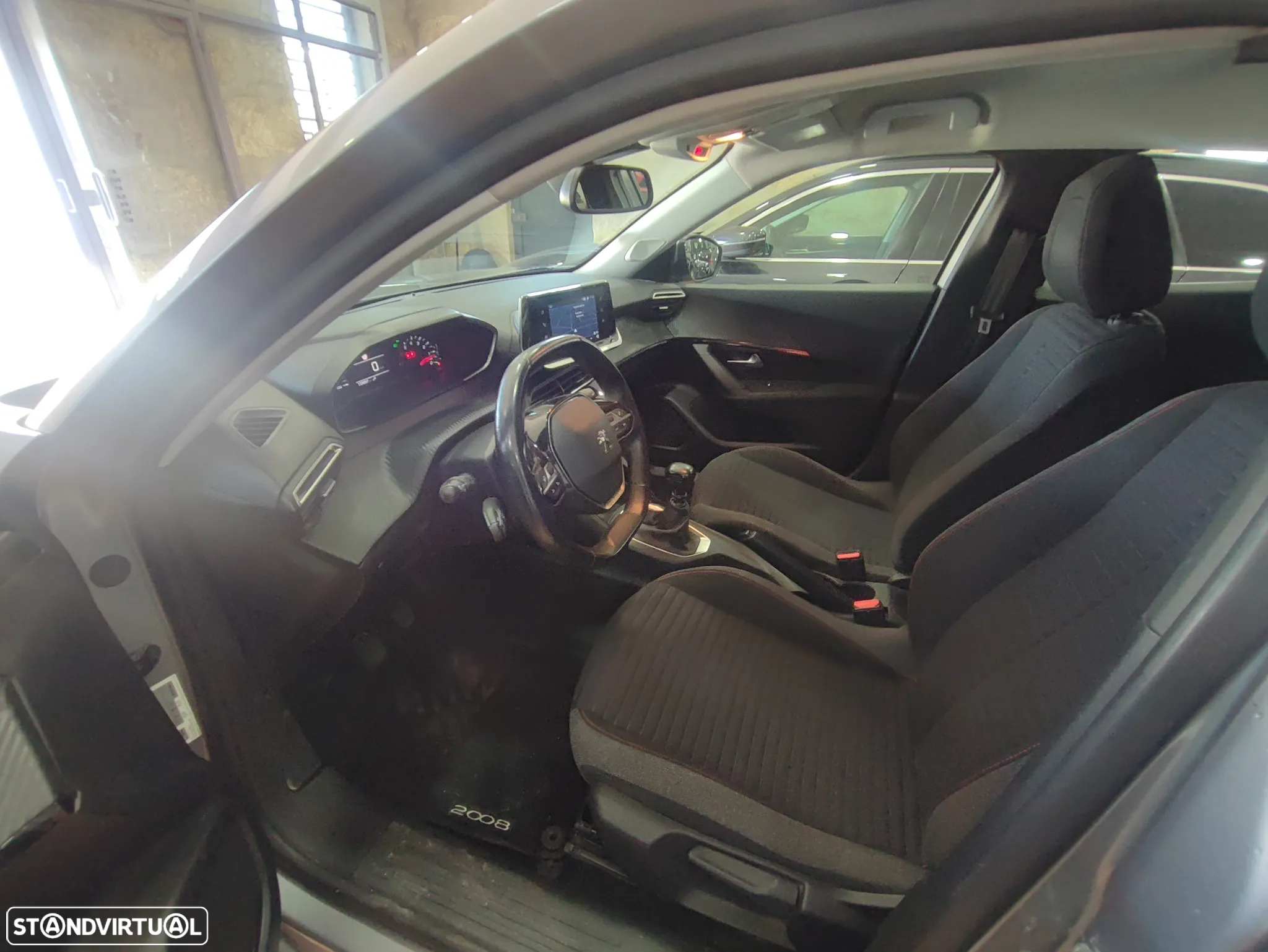 Peugeot 2008 BlueHDi 110 Active - 21