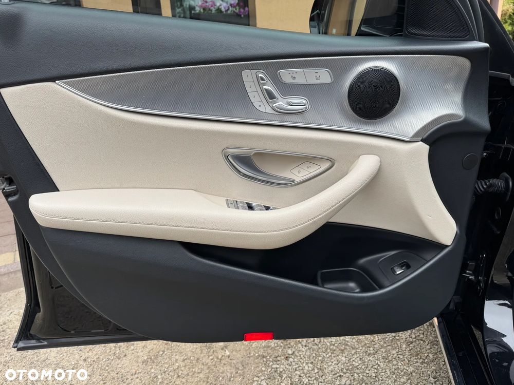 Mercedes-Benz Klasa E 220 d 4-Matic Avantgarde - 20