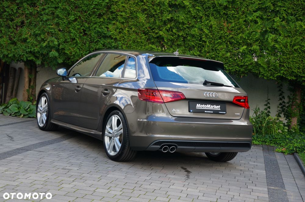 Audi A3 Sportback 2.0 TDI S line Sportpaket - 18
