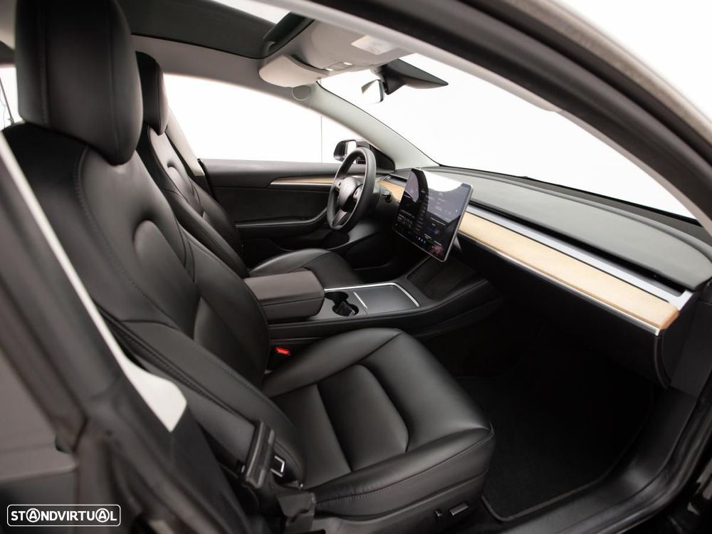 Tesla Model 3 Long Range Tração Traseira - 9