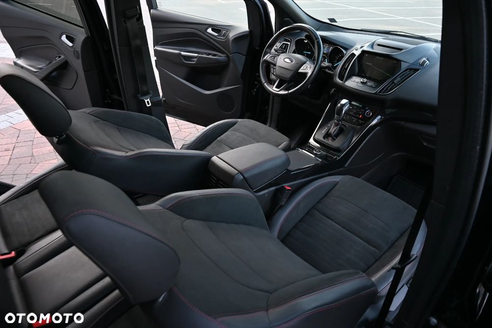 Ford Kuga 2.0 TDCi AWD ST-Line - 27