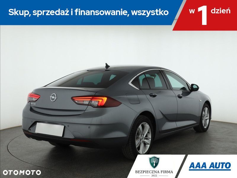 Opel Insignia - 7