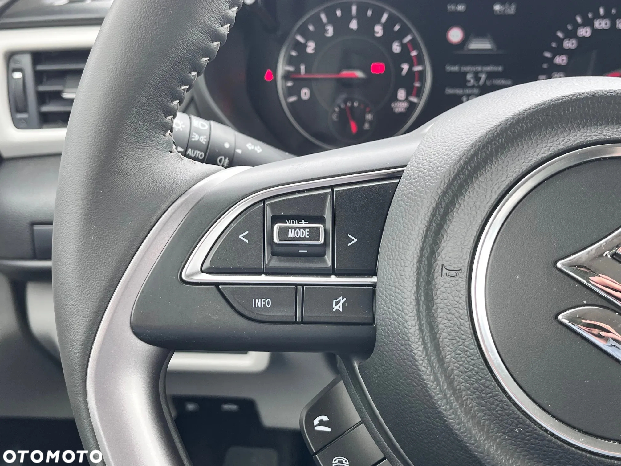 Suzuki Swift - 22