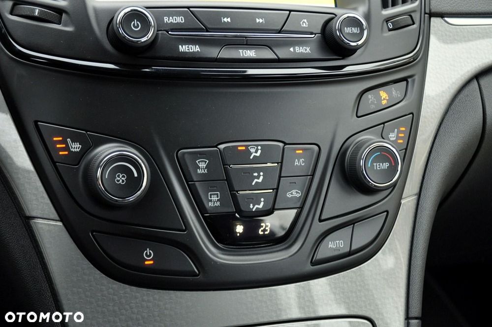 Opel Insignia - 33