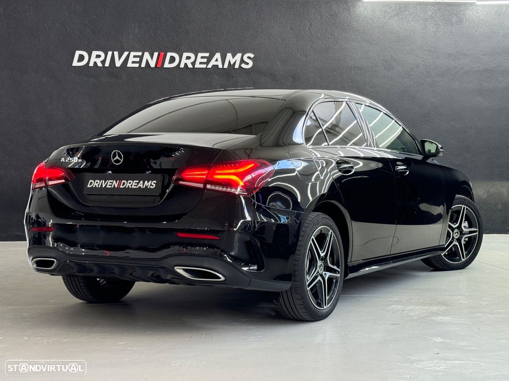 Mercedes-Benz A 250 Limousine e 8G-DCT AMG Line - 2