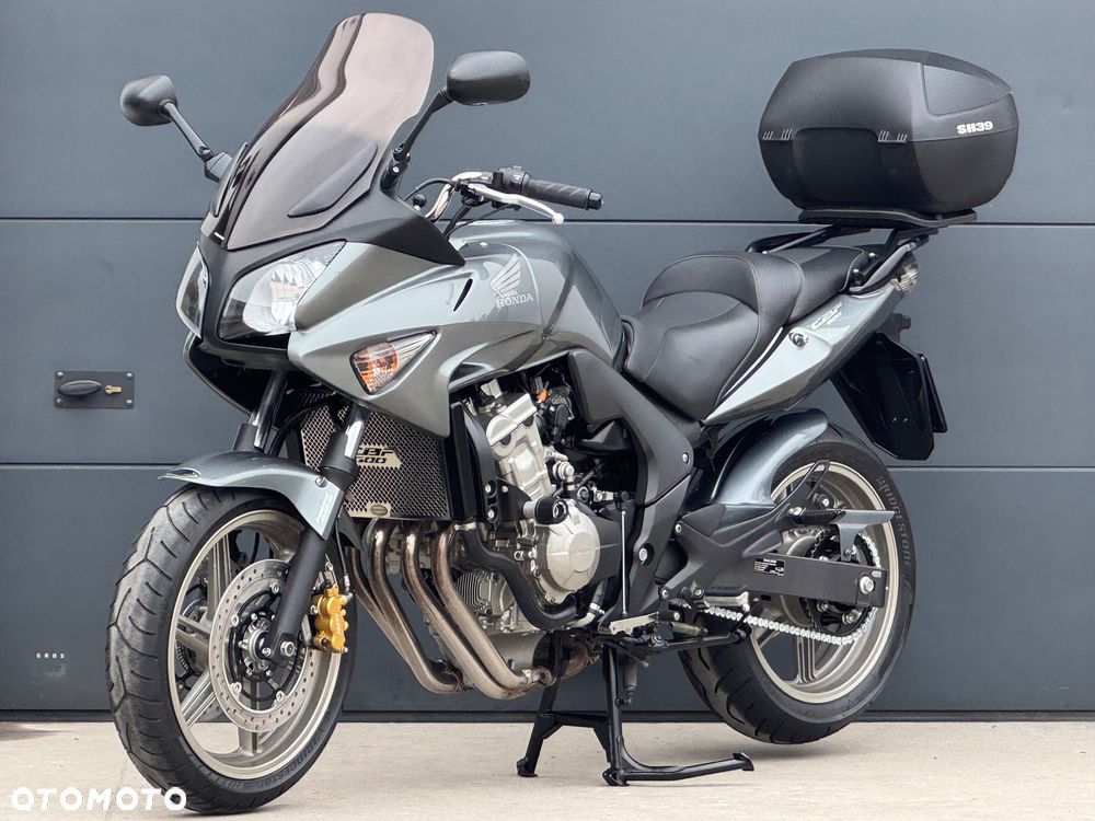 Honda CBF - 27
