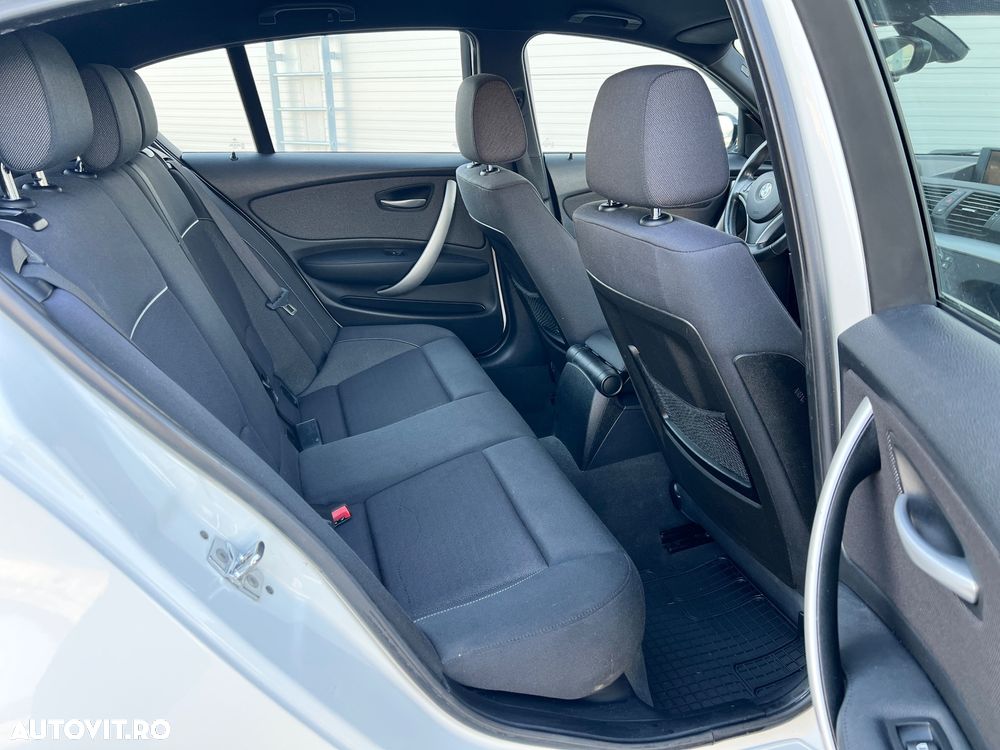 BMW Seria 1 118d DPF Edition Lifestyle - 11