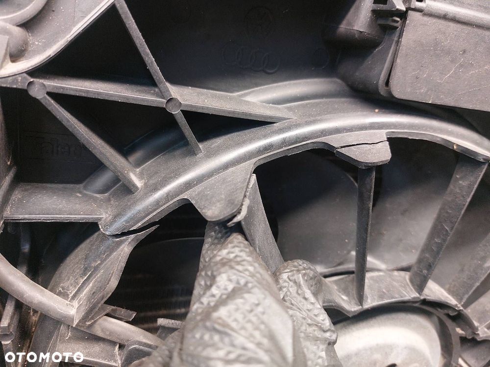 PAS PRZEDNI WZMOCNIENIE CZOŁOWE + KOMPLET CHŁODNIC AUDI A6 C6 2.4 V6 - 4